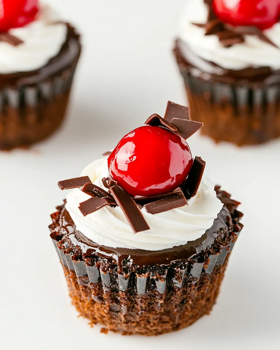 Easy Black Forest Mini Cheesecakes food shot