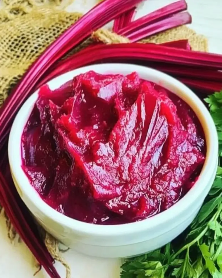 Homemade Tsvikli (Beet-and-Horseradish Relish) recipe photo